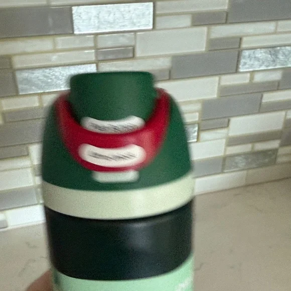 Owala Starbucks Holiday 24oz Free Sip Insulated Water Bottle New